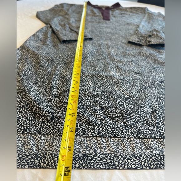 Lululemon Women’s Dress Sz Med Effortless Plush Petal  Bordeaux Athleisure EUC - Picture 7 of 10